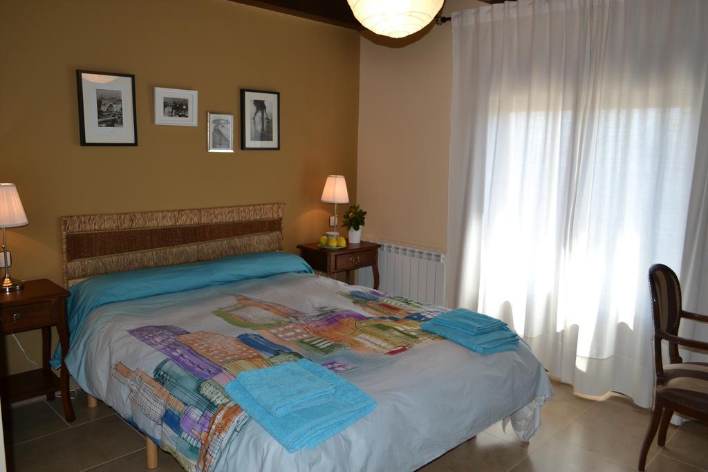 La Cantamora Hotel Rural Pesquera De Duero Bilik gambar