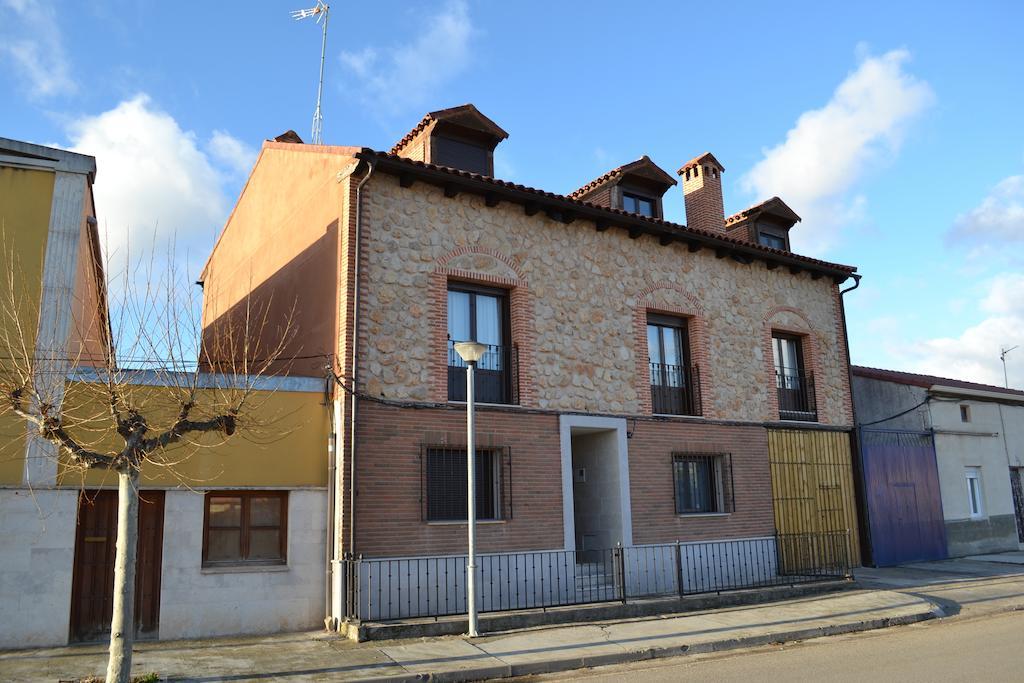 La Cantamora Hotel Rural Pesquera De Duero Luaran gambar